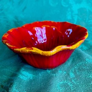Pier 1 imports Ceramic hand painted pottery bowl Rich color, Poppies